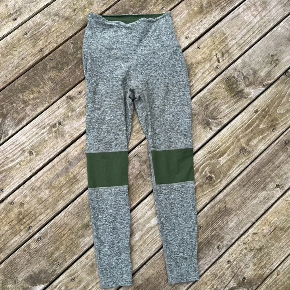 ** Beyond Yoga colorblock leggings space dye heathered green Small